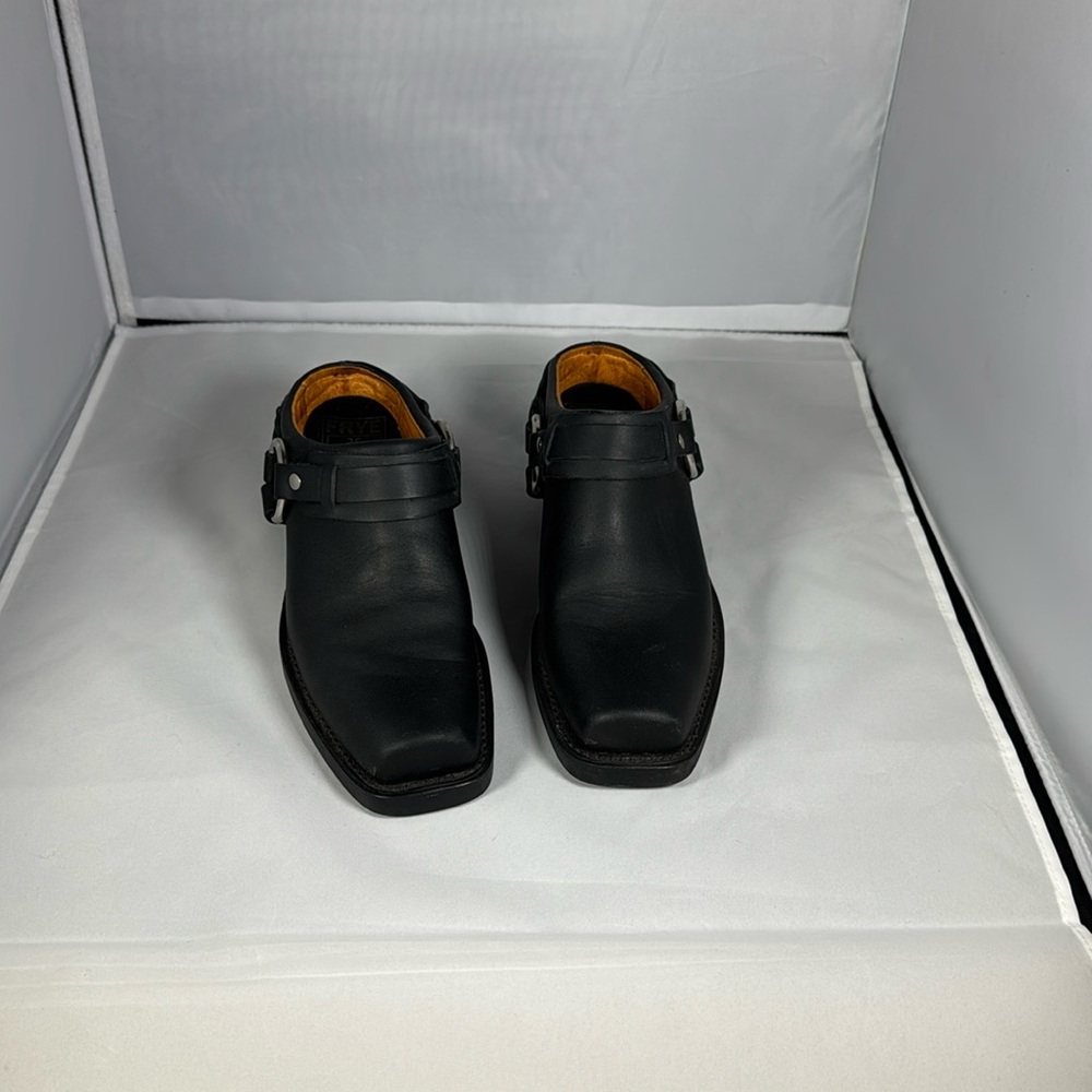 Women’s Frye boots size 8.5 m